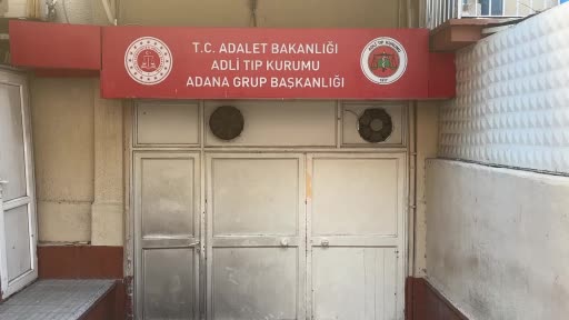 Adana'da 16 Yaşındaki Kızın Annesini Bıçaklayarak Öldürmesi