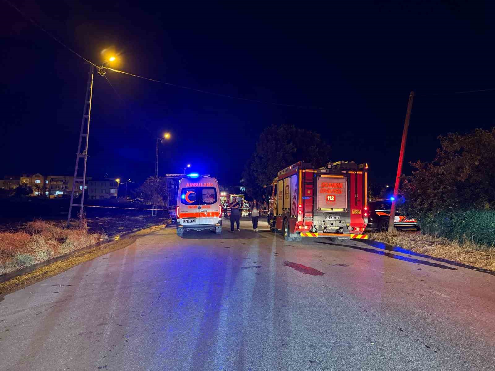 Büyükçekmece’de Park Halindeki Tırın Yanması Güvenlik Kameralarına Yansıdı