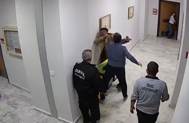 Hastane Müdürünün Personeli Darbetmesi Nedeniyle Açığa Alınması