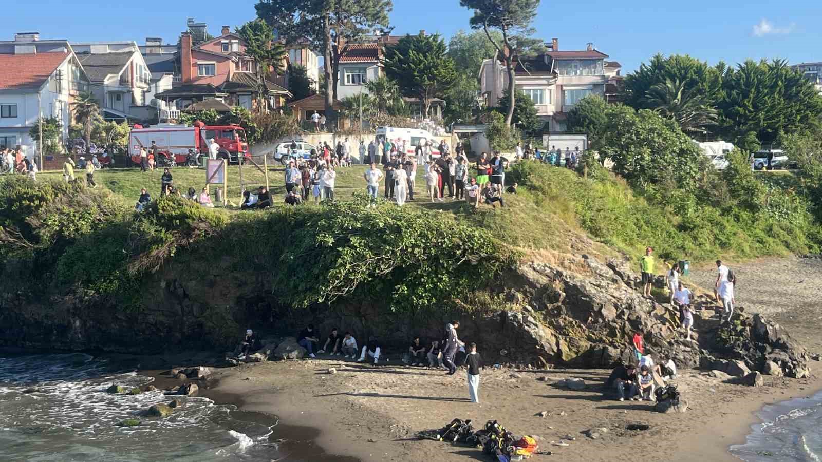 Ordu'da Dalgalara Kapılan 17 Yaşındaki Çocuk için Arama Çalışmaları Devam Ediyor