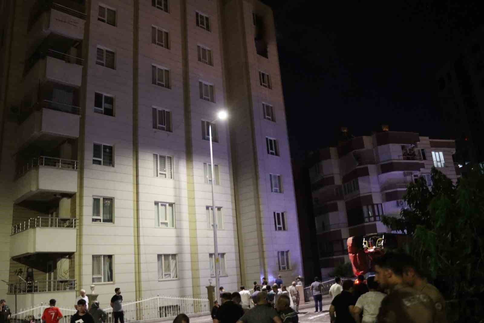 Şanlıurfa'da 9 Katlı Binada Çıkan Yangının Detayları