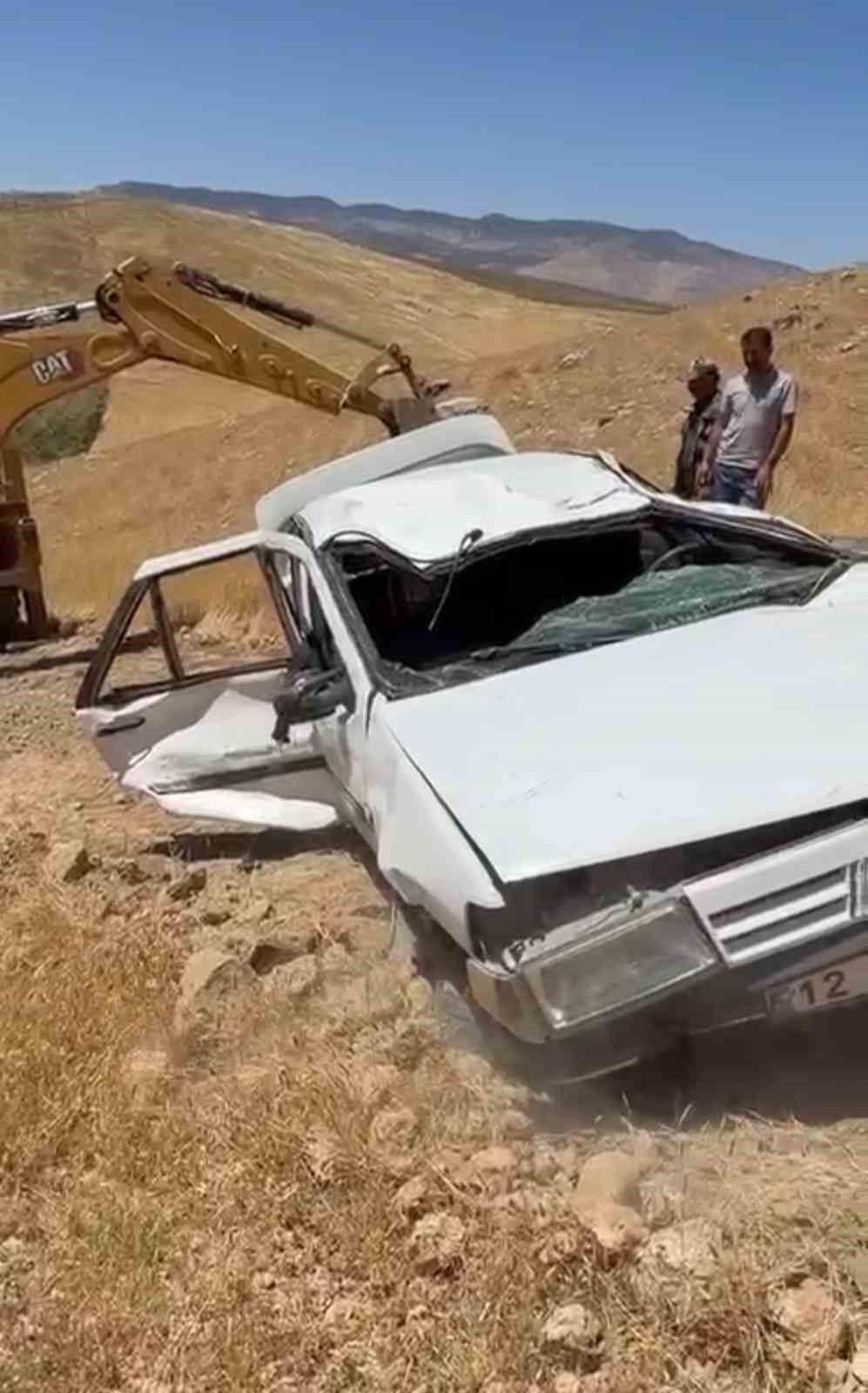 Siirt'te Kaza: Otomobil Hurdaya Döndü ve 2 Yaralı Var