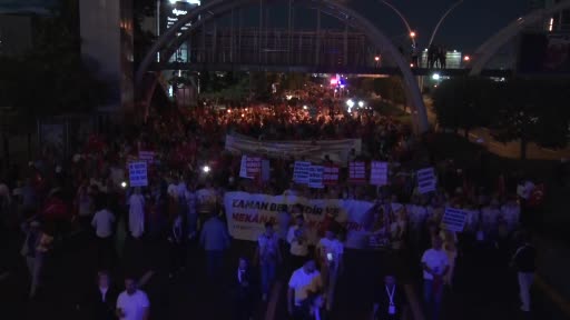 15 Temmuz’un 10. yıl dönümünde Cumhurbaşkanlığı Külliyesi’ne yürüyüş