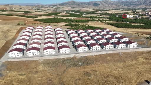 Ahbap Derneği ‘depremzedeye ev’ kelamını tutmadı: Malatyalı depremzedeler, toplanan milyonlarca doların nereye harcandığını soruyor