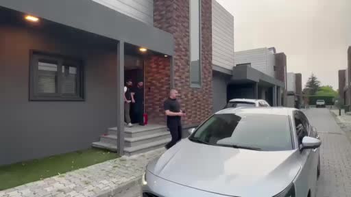 Ahbap soruşturması kapsamında Oğuzhan Uğur’un da aralarında bulunduğu 7 kişi gözaltına alındı