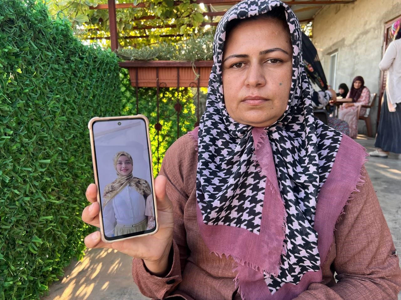 Ailesi düğündeyken mektup bırakarak konuttan ayrılan 16 yaşındaki Hacer’e annesi seslendi: