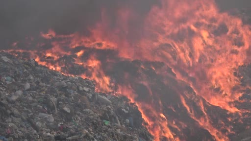 Amasya’da çöp depolama alanında yangın çıktı