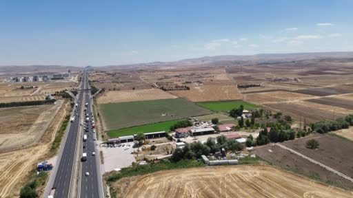 Ankara’da düşen eğitim helikopteri vinçle kaldırıldı