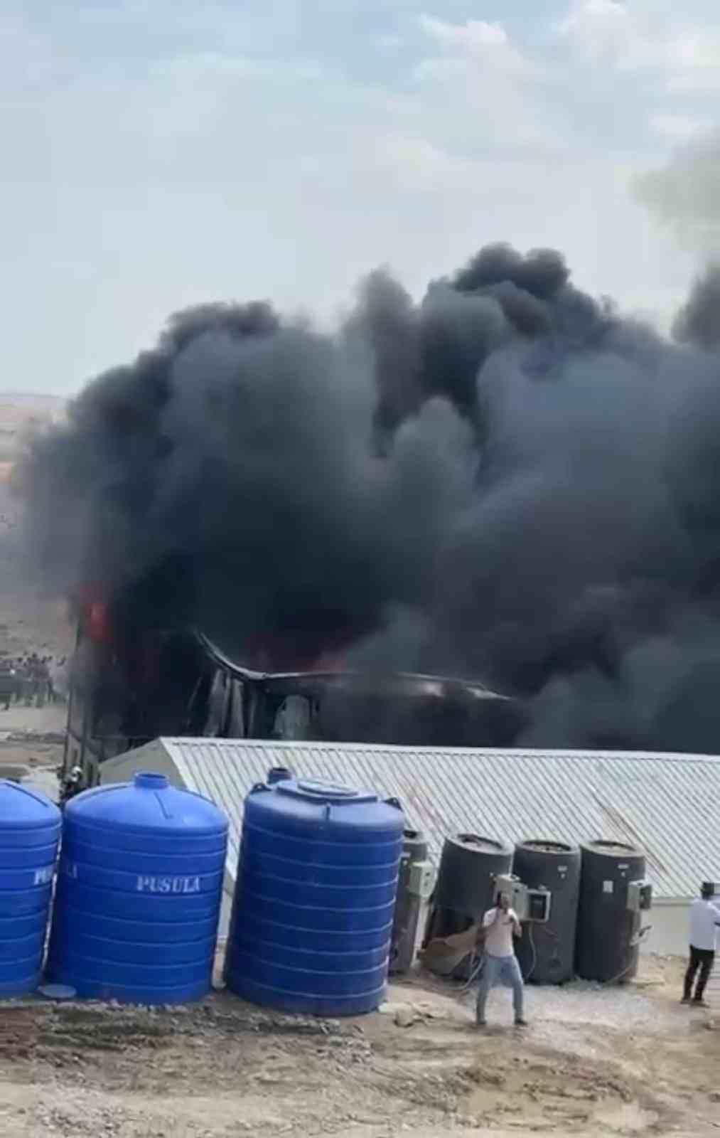Ankara’da şantiyede konteyner yangını