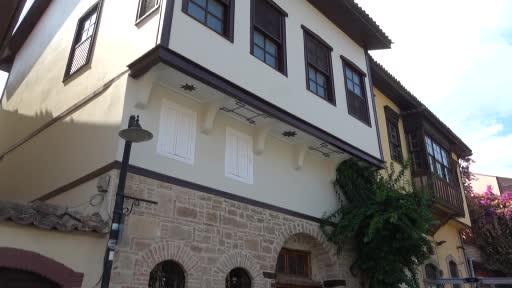 Antalya'da yaşayan Alman evinde ölü bulundu