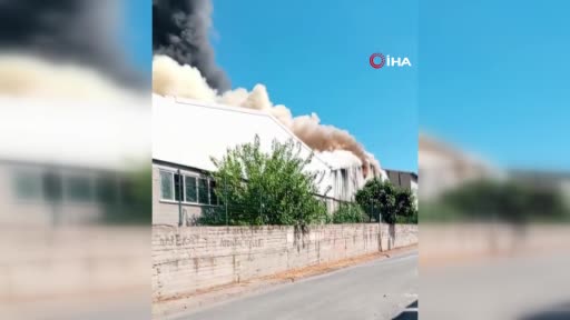 Arnavutköy’de fabrika yangını