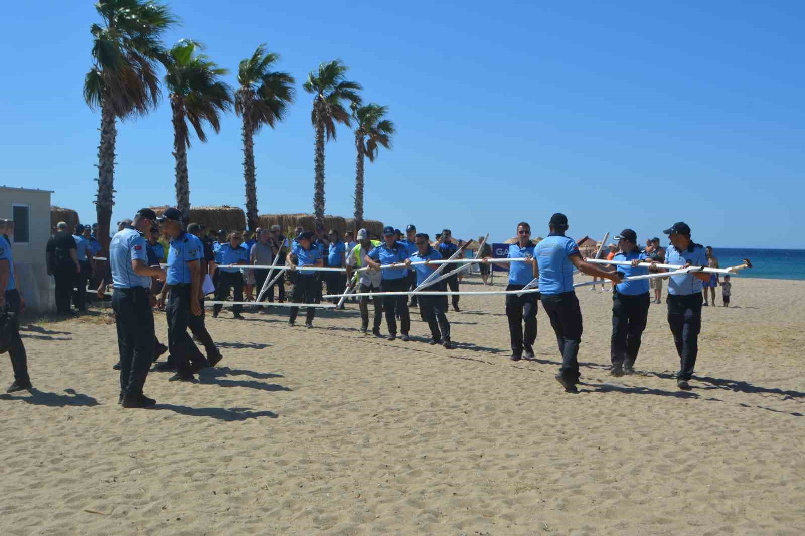 Ayvalık Sarımsaklı Plajlarındaki Usulsüz Yapılar ve Şezlong Operasyonu