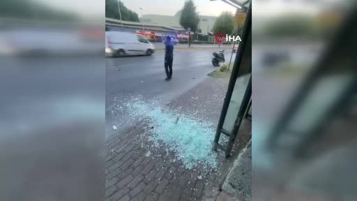 Bakırköy’de arabayla çarpışan motosikletin şoförü hayatını kaybetti