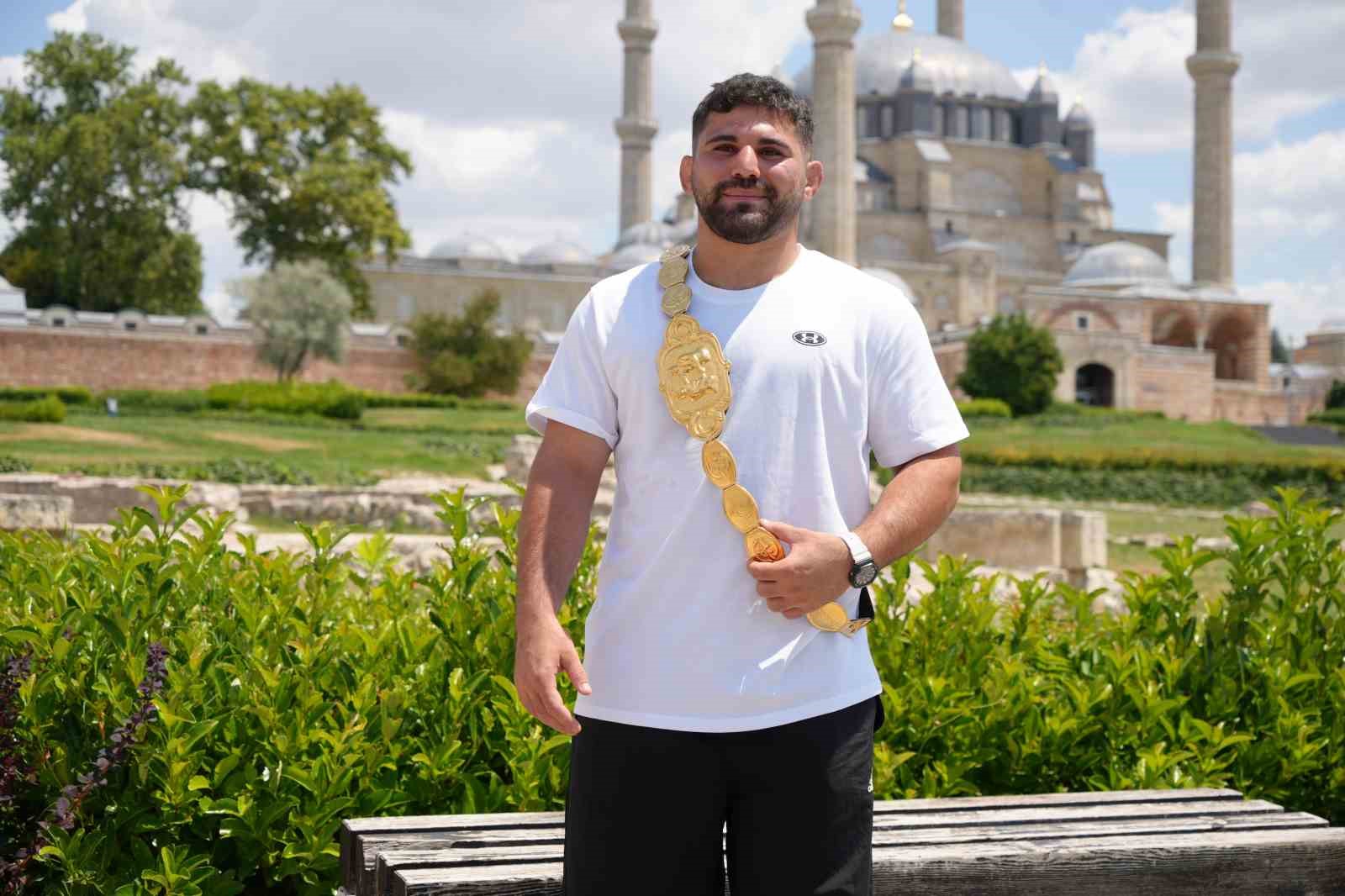 Başpehlivan Erkan Taş: Altın Kemer Hedefim Uzun Süreli Koruma