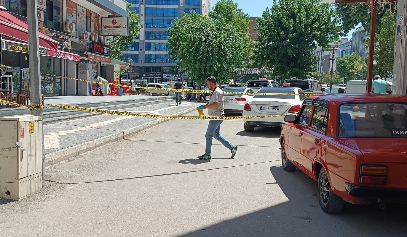 Batman’da silahlı atak, 1 kişi ayaklarından vuruldu