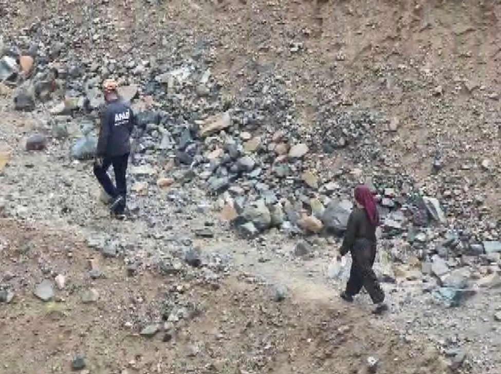 Berit Dağı’nda kaybolan bayan takımların çalışmasıyla bulundu