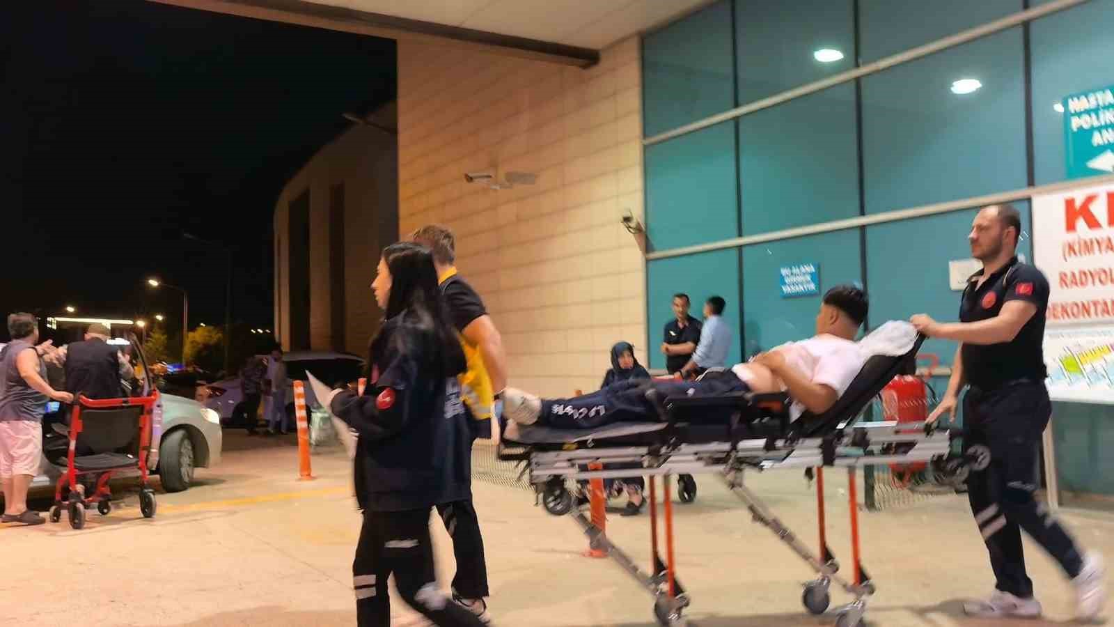 Bursa’da bıçaklı hengame: 1’i ağır 2 yaralı
