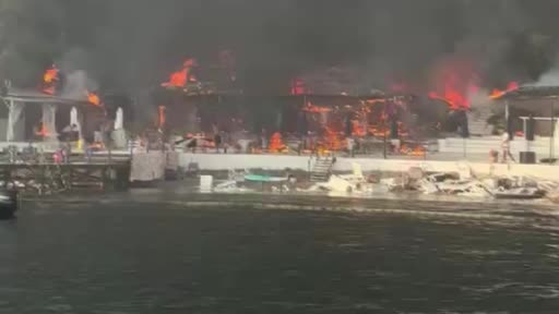 Büyükada Viranbağ Plajı'nda Çıkan Yangın