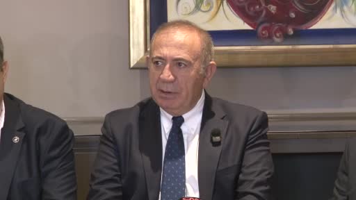 CHP 38. Olağan İstanbul İl Kongresi davasında ara karar: Gürsel Tekin misyonuna devam edecek