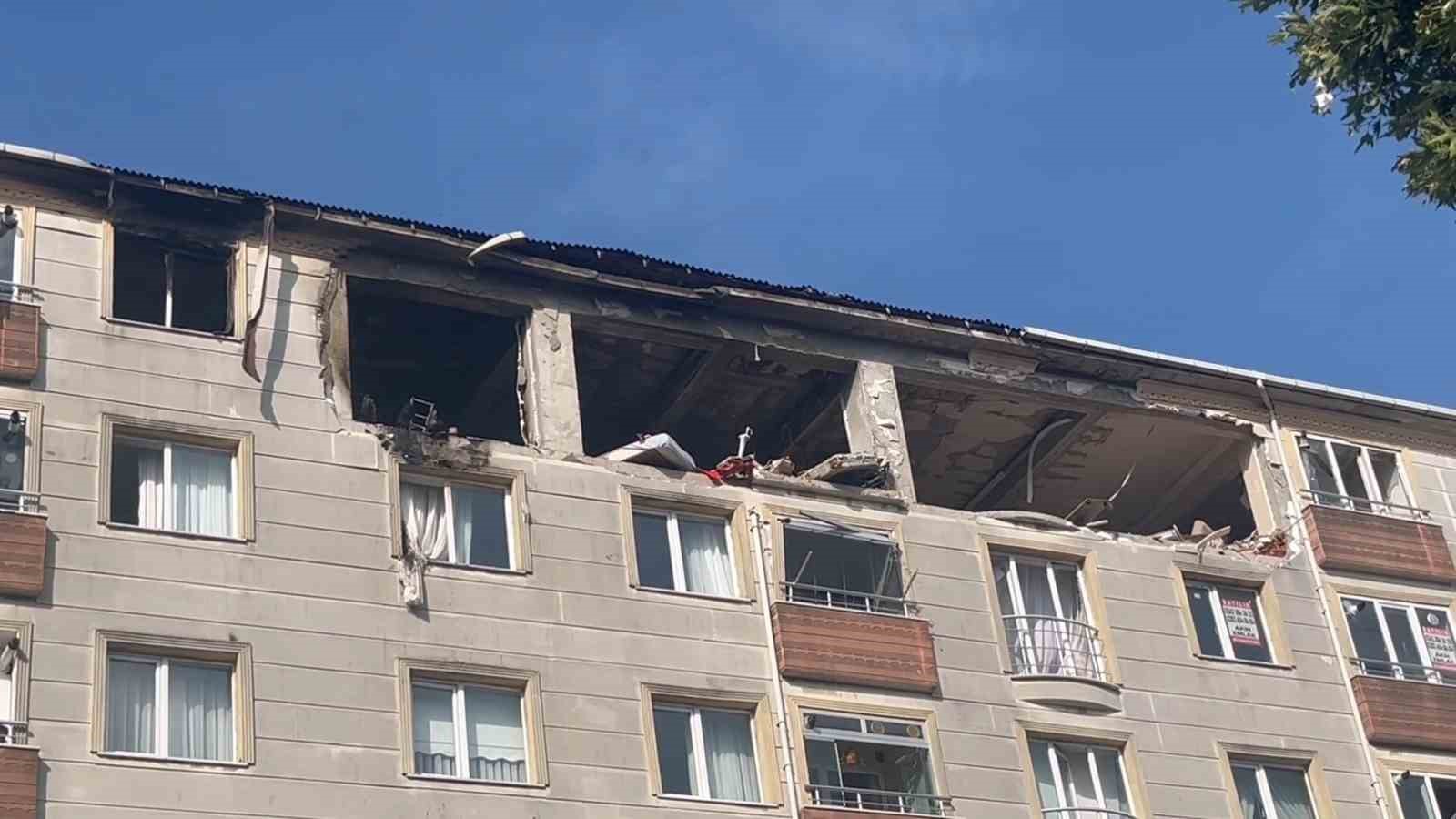 Çorlu'daki patlamanın izleri gün ağarınca ortaya çıktı