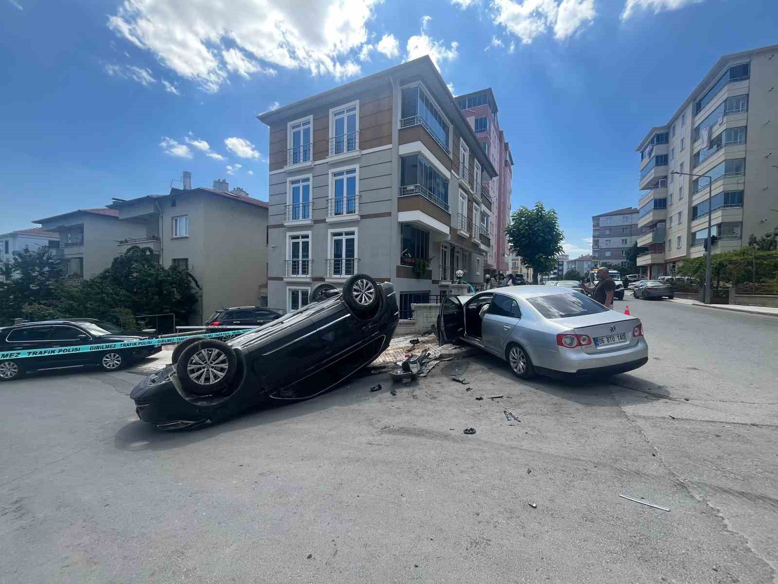 Çorum’da cip ile araba çarpıştı: 2 yaralı