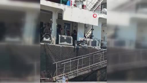 Dron saldırısına uğrayan gemide hayatını kaybeden çalışanın cenazesi İsimli Tıp Kurumu’na kaldırıldı
