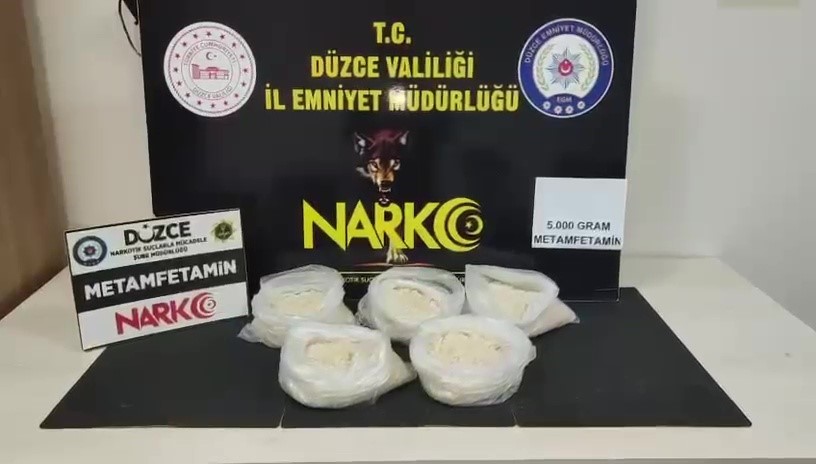Düzce’de 5 kilo metamfetamin ele geçirildi