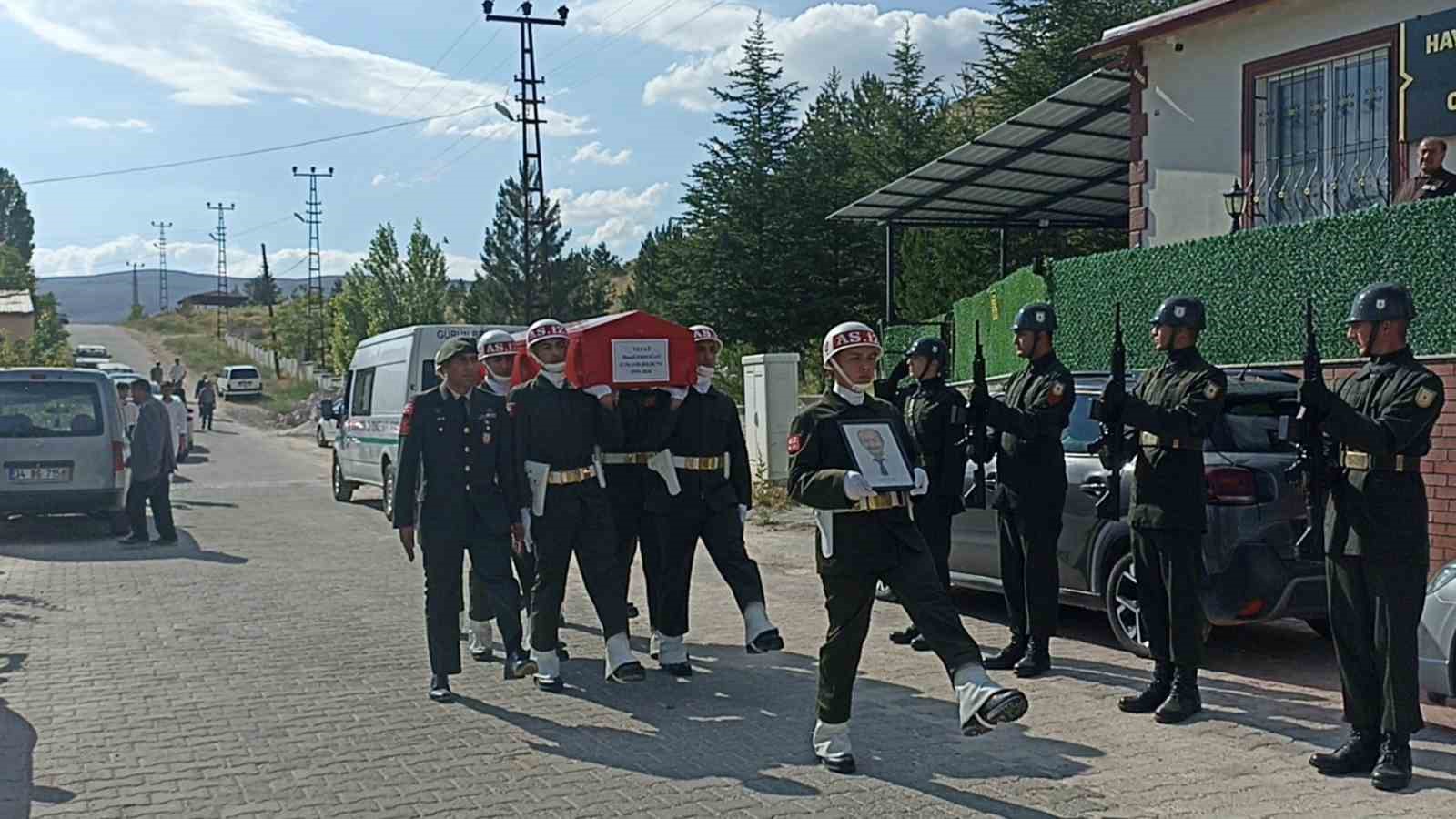 Emekli Askerin Kalp Krizi Sonucu Vefatı ve Cenaze Töreni