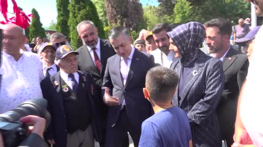 Esenyurt’a 2 yeni yatırım: Gümüş Toplumsal Tesisi ve Kıbrıs 74 Emekli meskeni hizmete açıldı