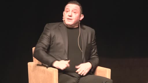 Eski ulusal futbolcu ve spor yorumcusu Nihat Kahveci gözaltına alındı