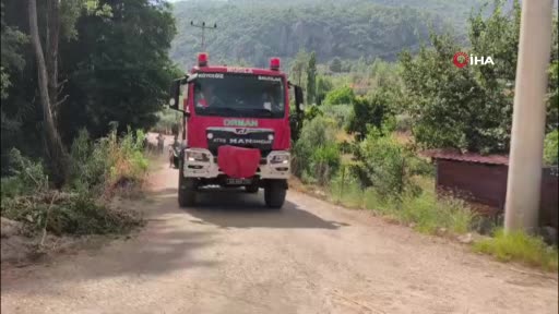 Fethiye’de orman yangınını söndürmek için takımlar seferber oldu