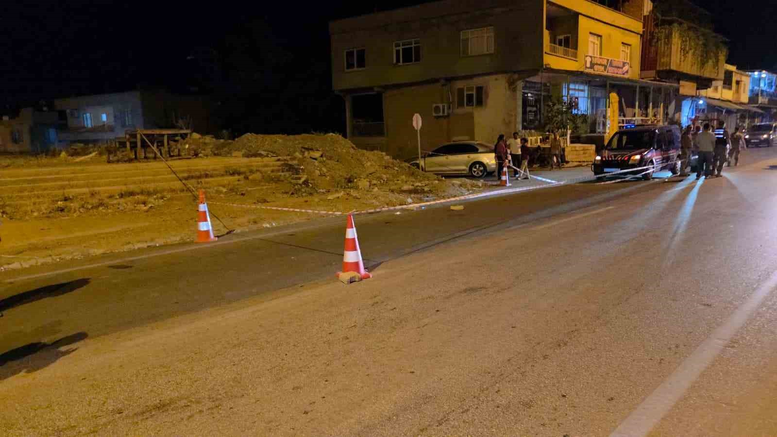 Hatay’da silahlı arbede kamerada: 2 yaralı