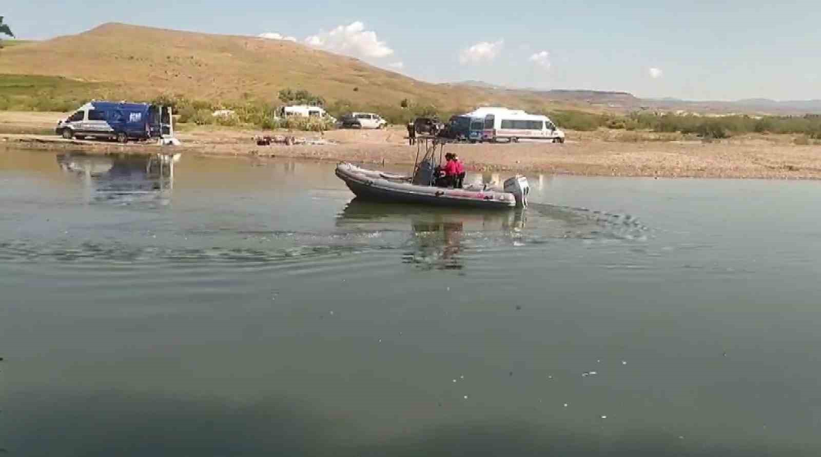 Irmakta Serinlerken Akıntıya Kapılan Kişi İçin Arama Çalışmaları 2. Günde Devam Ediyor