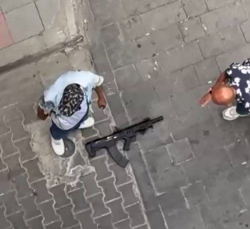 İzmir’de sokak ortasında tüfekle dehşet saçan kent magandaları kıskıvrak yakalandı