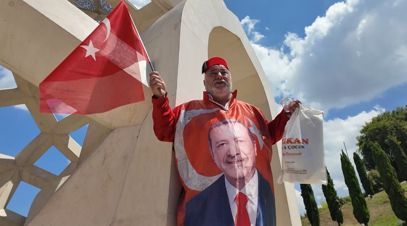 Kahramanmaraş’tan İstanbul’a gelen vatandaştan his dolu kelamlar: "Ölmeden bu Şehitler Köprüsü’nü gördüm binlerce şükür"