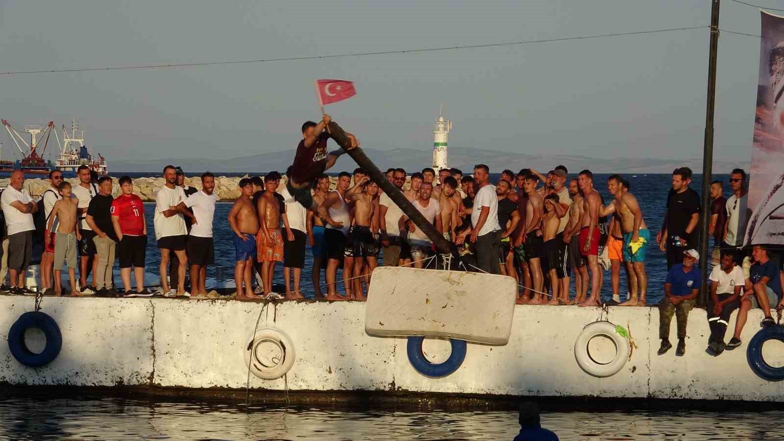 Karabiga'da 42. Priapos Deniz Festivali Coşkusu