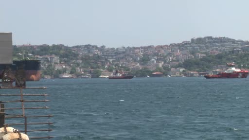 Karadeniz’de Dron Saldırısı: İstanbul Boğazı'ndan Geçen Gemi