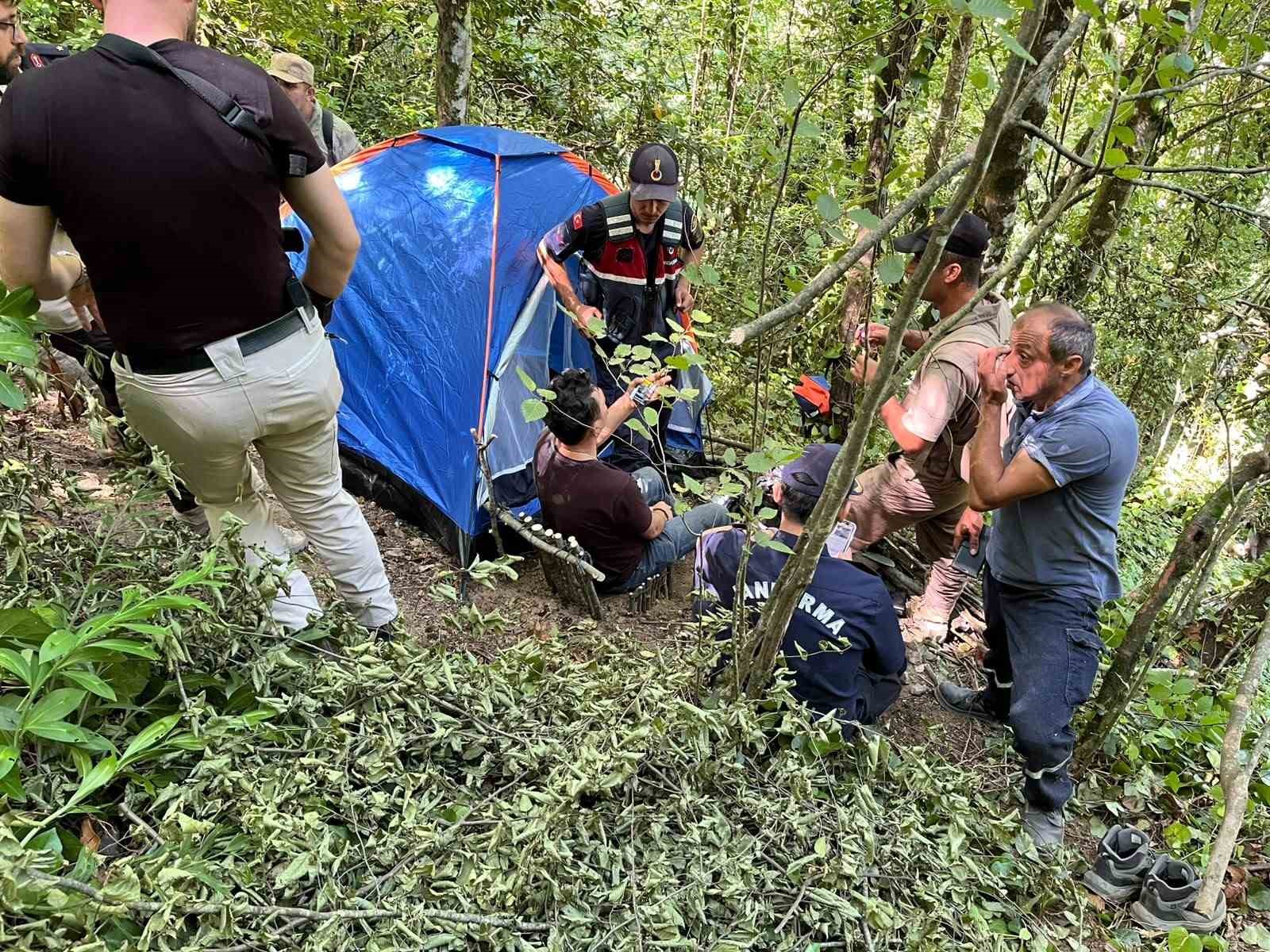 Kayıp şahıs ormanda yaralı halde bulundu