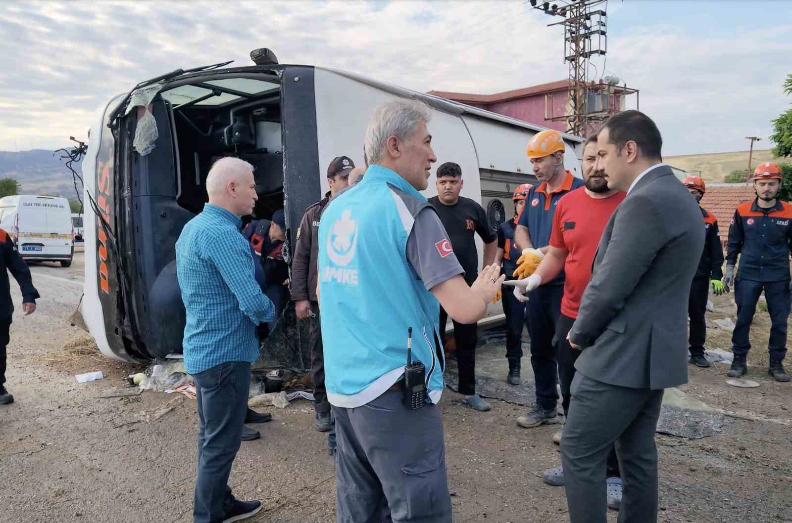 Kırıkkale'de Yolcu Otobüsü Devrildi ve 41 Yaralı Var