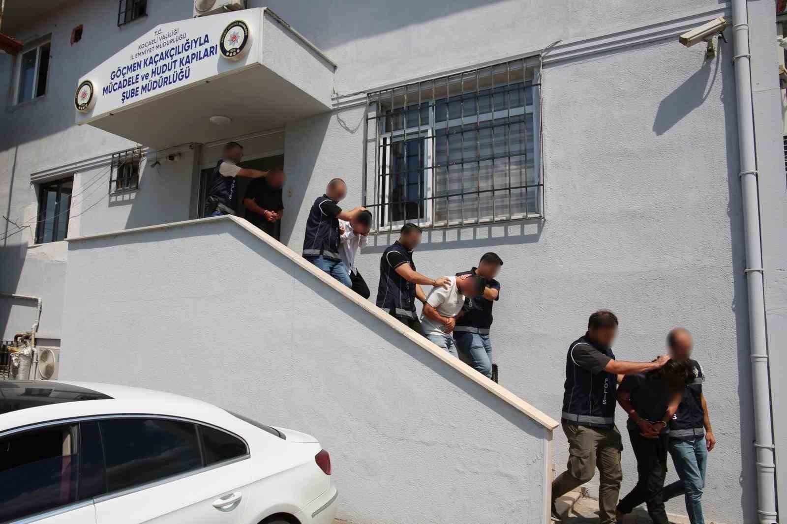 Kocaeli Merkezli 3 İlde Göçmen Kaçakçılığı Operasyonu ve 9 Tutuklama