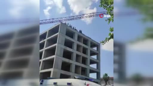 Küçükçekmece'de İşçilerin Maaş Krizi: İnşaat Tepelerinde Protesto