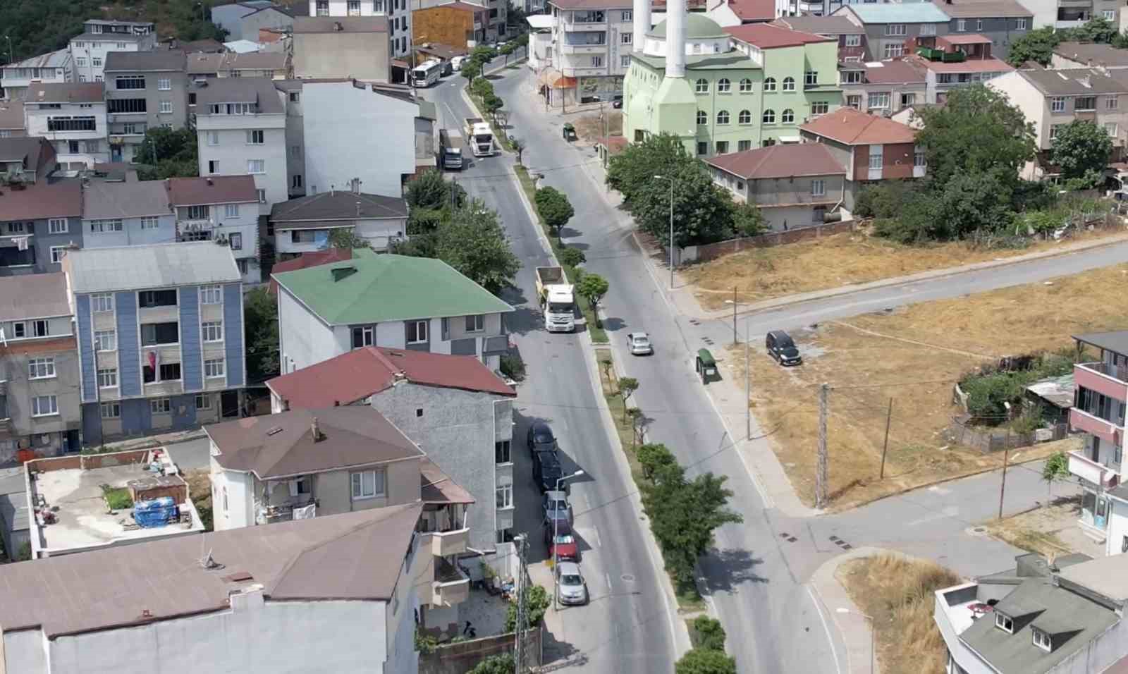 Mahalle Sakinleri Hafriyat Kamyonlarına Karşı Güçlü Direniş Gösterdi: Çocuklarımız Güvende Değil