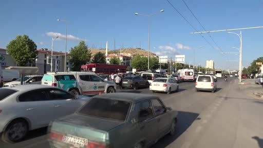 Malatya’da 6 aracın karıştığı zincirleme kazada 4 kişi yaralandı