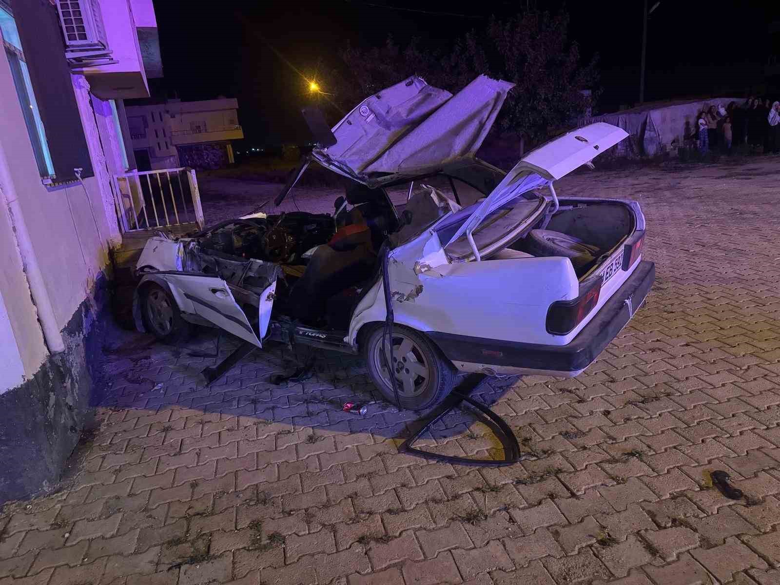 Mardin’de araba ile traktör çarpıştı: 1’i çocuk 4 yaralı