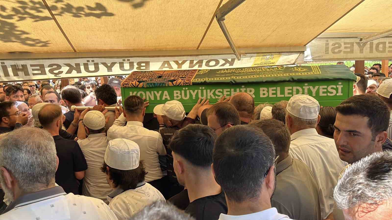 Silahlı hücumda hayatını kaybeden kuyumcu son seyahatine uğurlandı