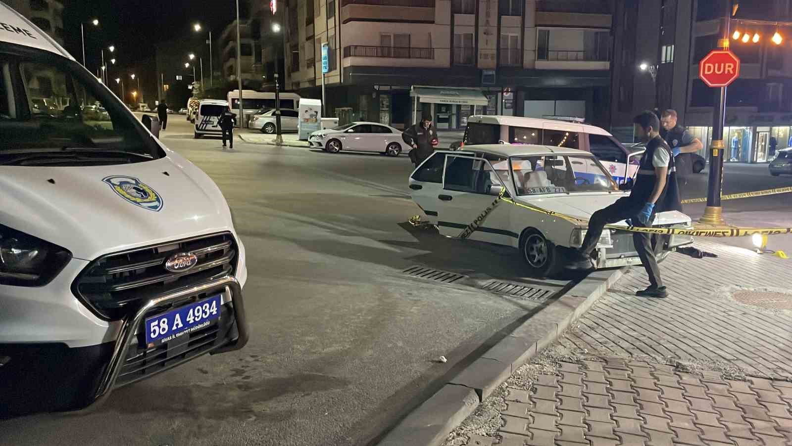 Sivas'ta Kayınbaba Damadını Tabancayla Vurdu: Bir Yaralı