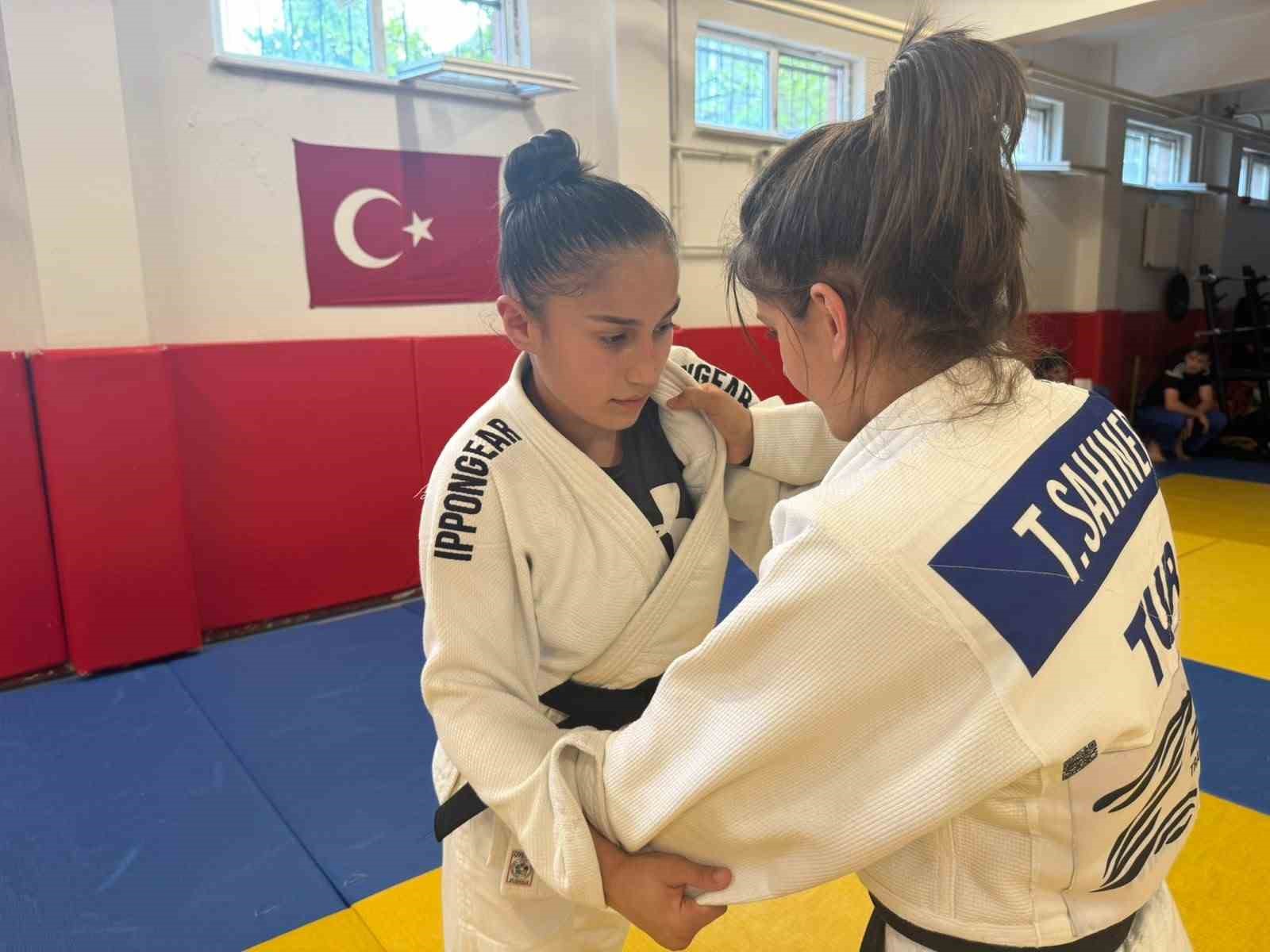 Sivaslı ikizlerin maksadı dünya şampiyonluğu