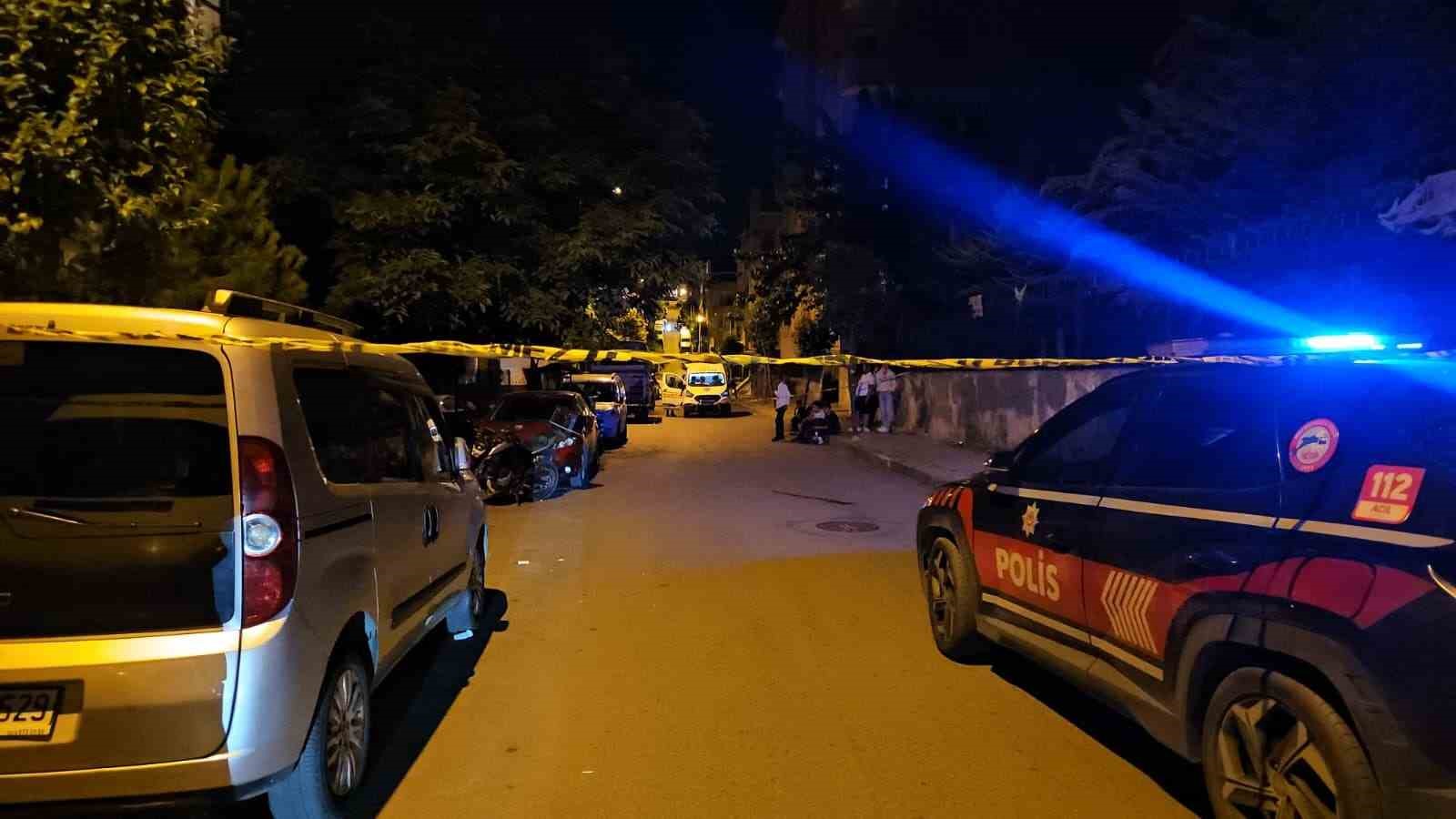 Sultangazi'de Çalıntı Motosikletle Silahlı Saldırı ve Ağır Yaralanma