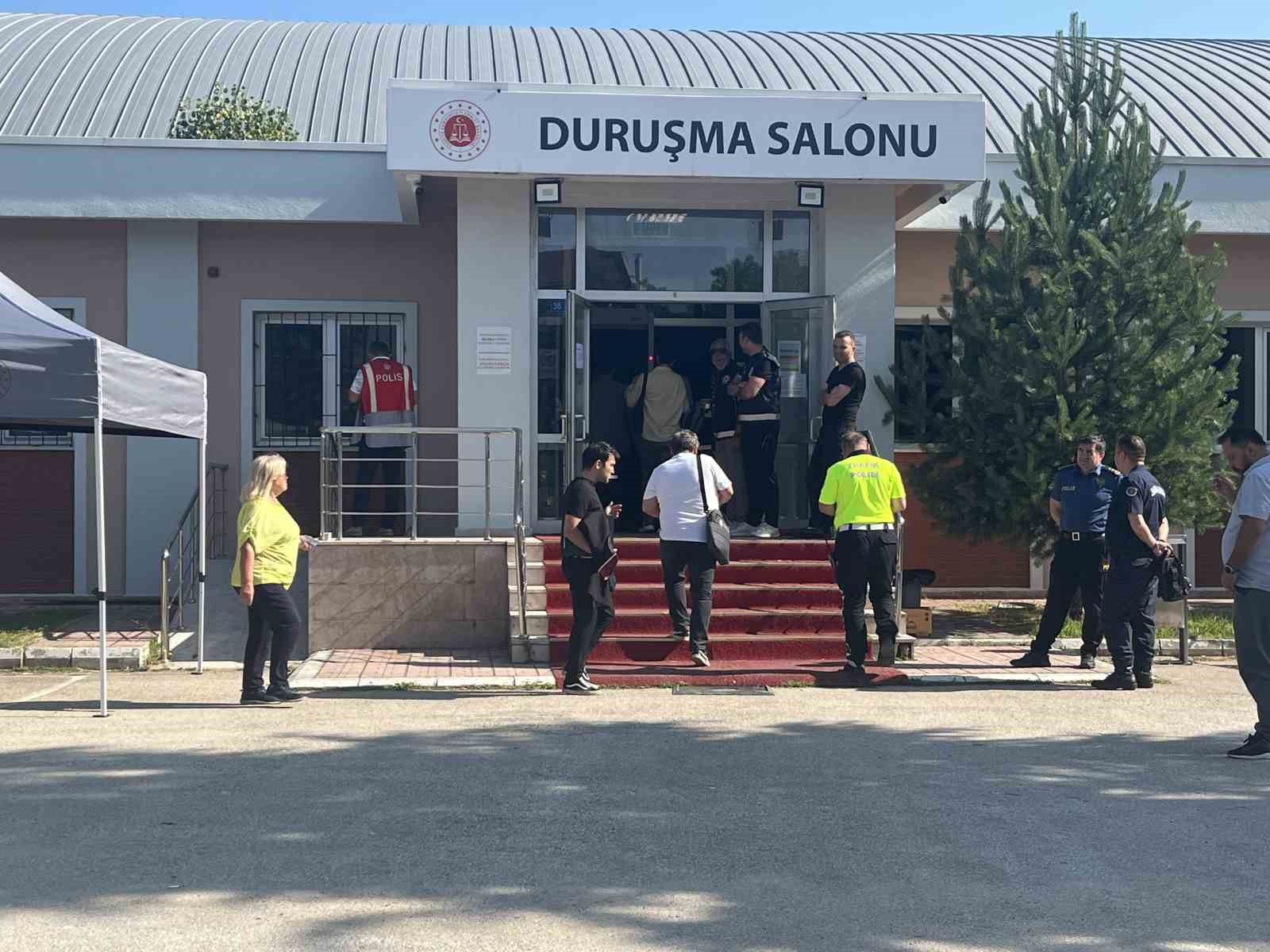 Tanju Özcan'ın 263 Yıla Kadar Hapis Talebiyle Yargılandığı Davanın Üçüncü Günü