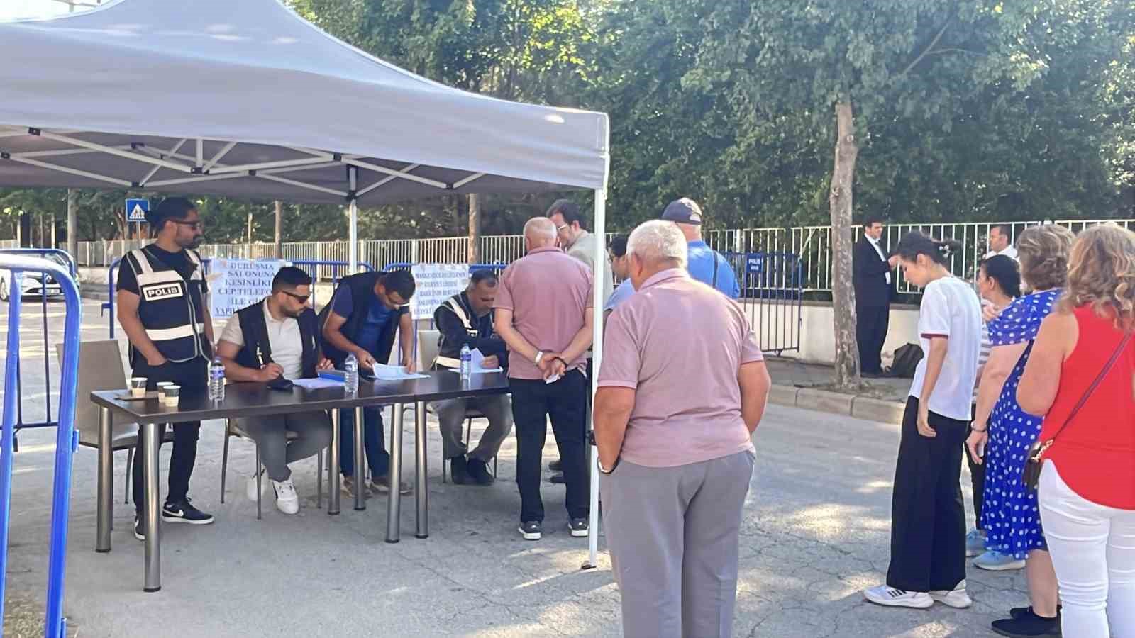 Tanju Özcan ve 18 Sanık Hakkında Şok Rüşvet ve İrtikap İddianamesi